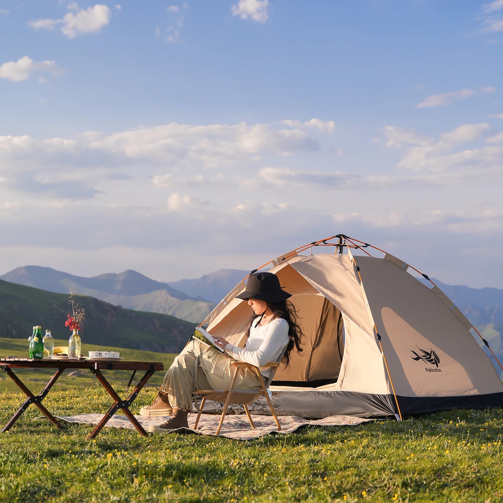 3-4 Person Instant Golden Tent -